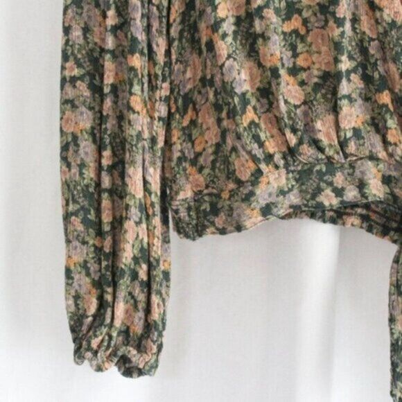 American Eagle Cropped Long Sleeve Floral Wrap Top with Tie Extra Small - Picture 5 of 6